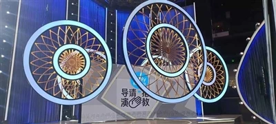 ディレクター、アドバイスをください